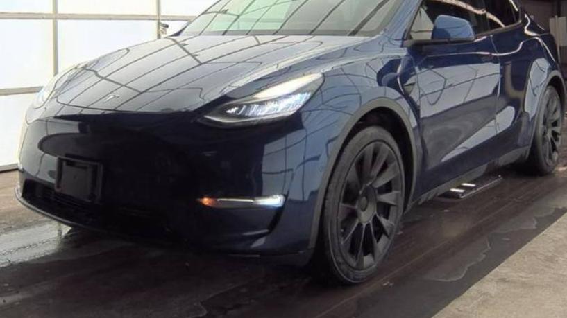 TESLA MODEL Y 2020 5YJYGDEF1LF002249 image